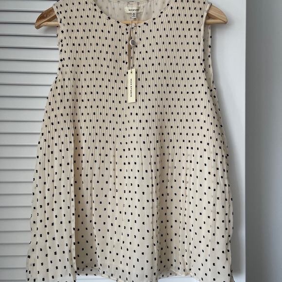 NWT Maxstudio Pleated Dot Blouse - Picture 1 of 6